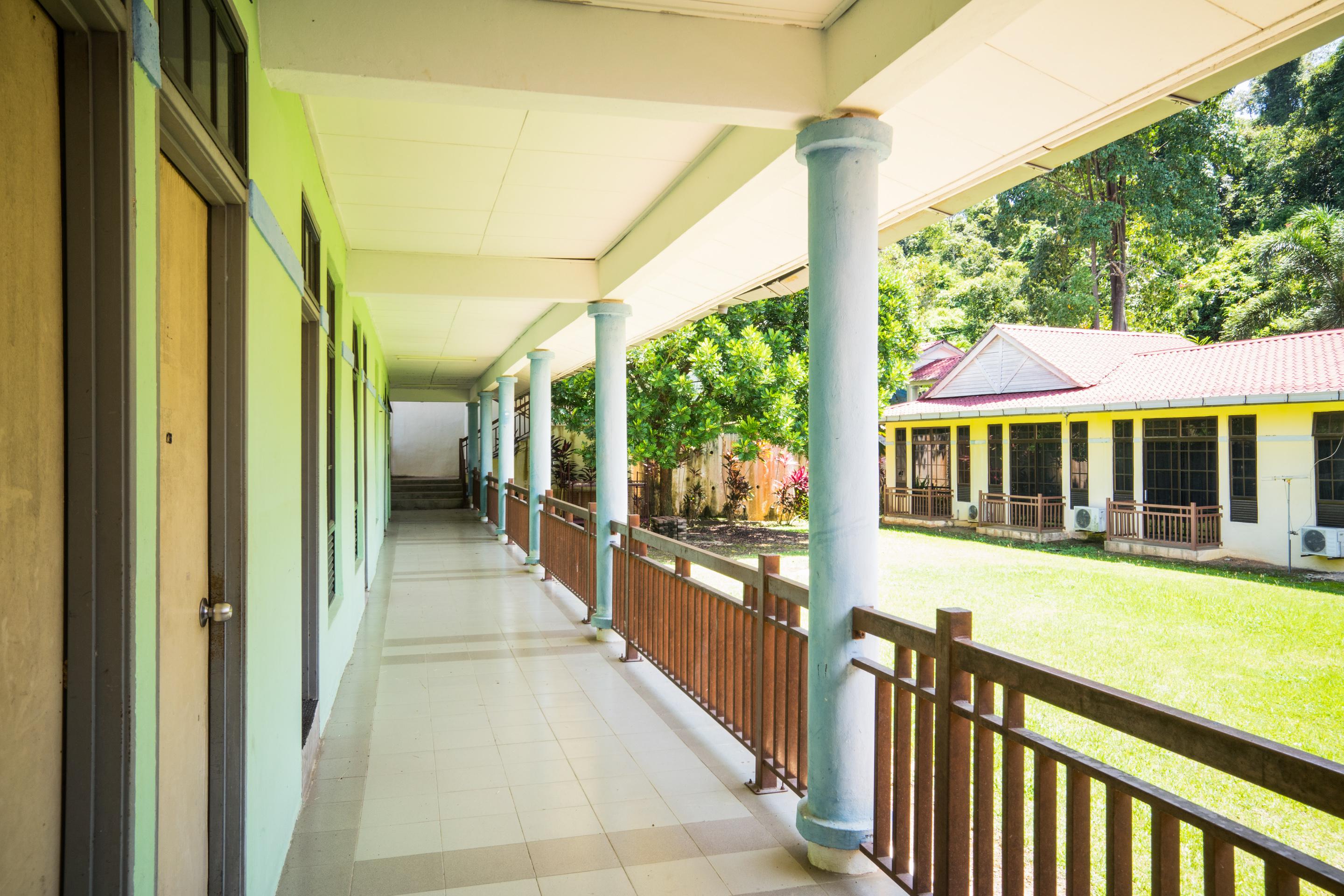 Terap Inn Kampong Raja Exterior foto